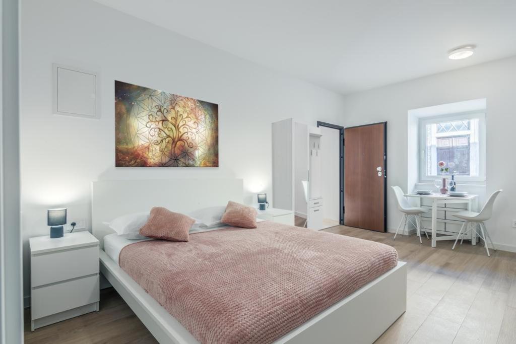 Apartment Klara FREE parking, center Pula Dış mekan fotoğraf