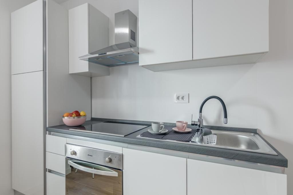 Apartment Klara FREE parking, center Pula Dış mekan fotoğraf