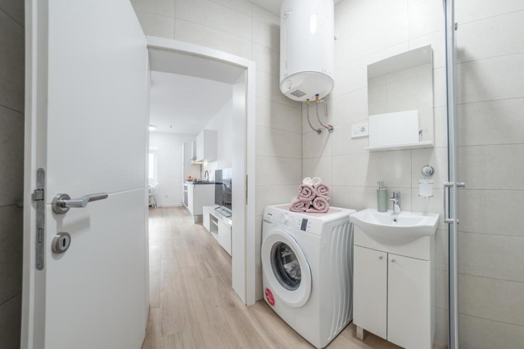 Apartment Klara FREE parking, center Pula Dış mekan fotoğraf